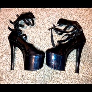Pleaser goth stripper heels